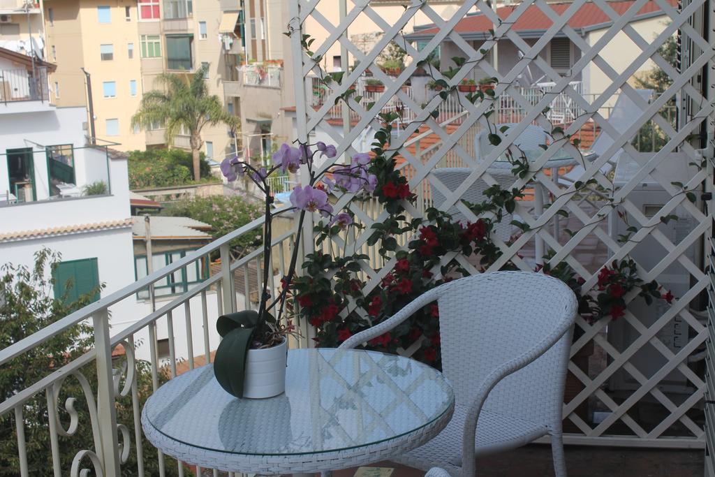 B&B Il Giglio Bianco Sorrento Exterior foto