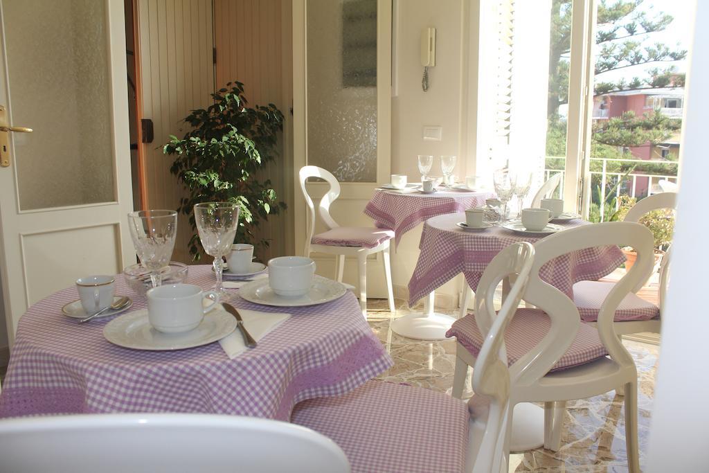 B&B Il Giglio Bianco Sorrento Exterior foto
