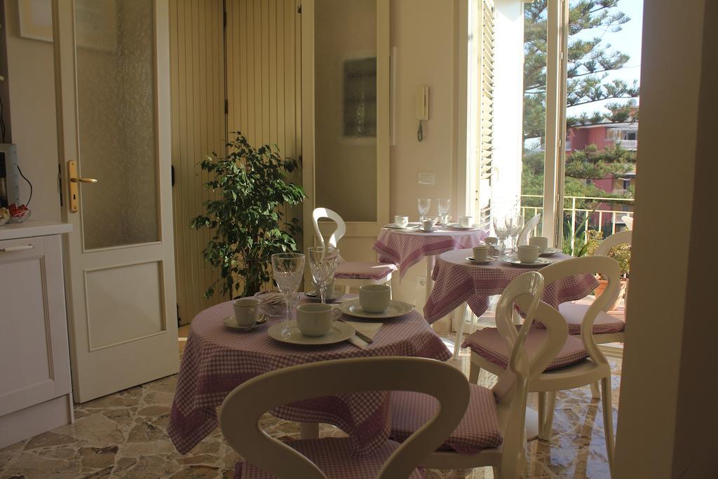 B&B Il Giglio Bianco Sorrento Exterior foto