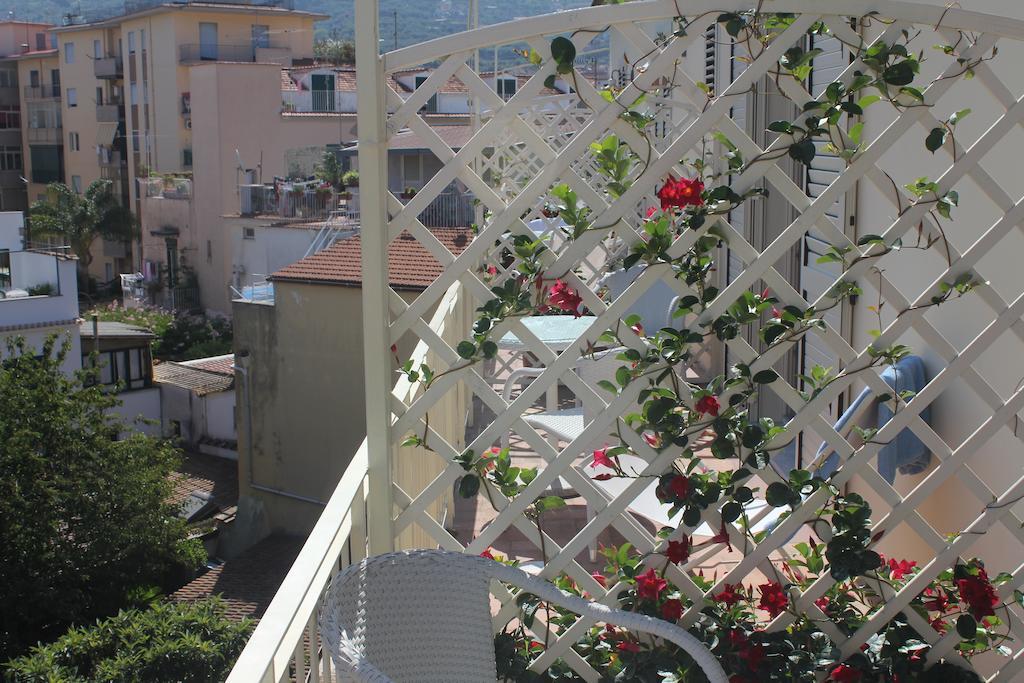 B&B Il Giglio Bianco Sorrento Quarto foto